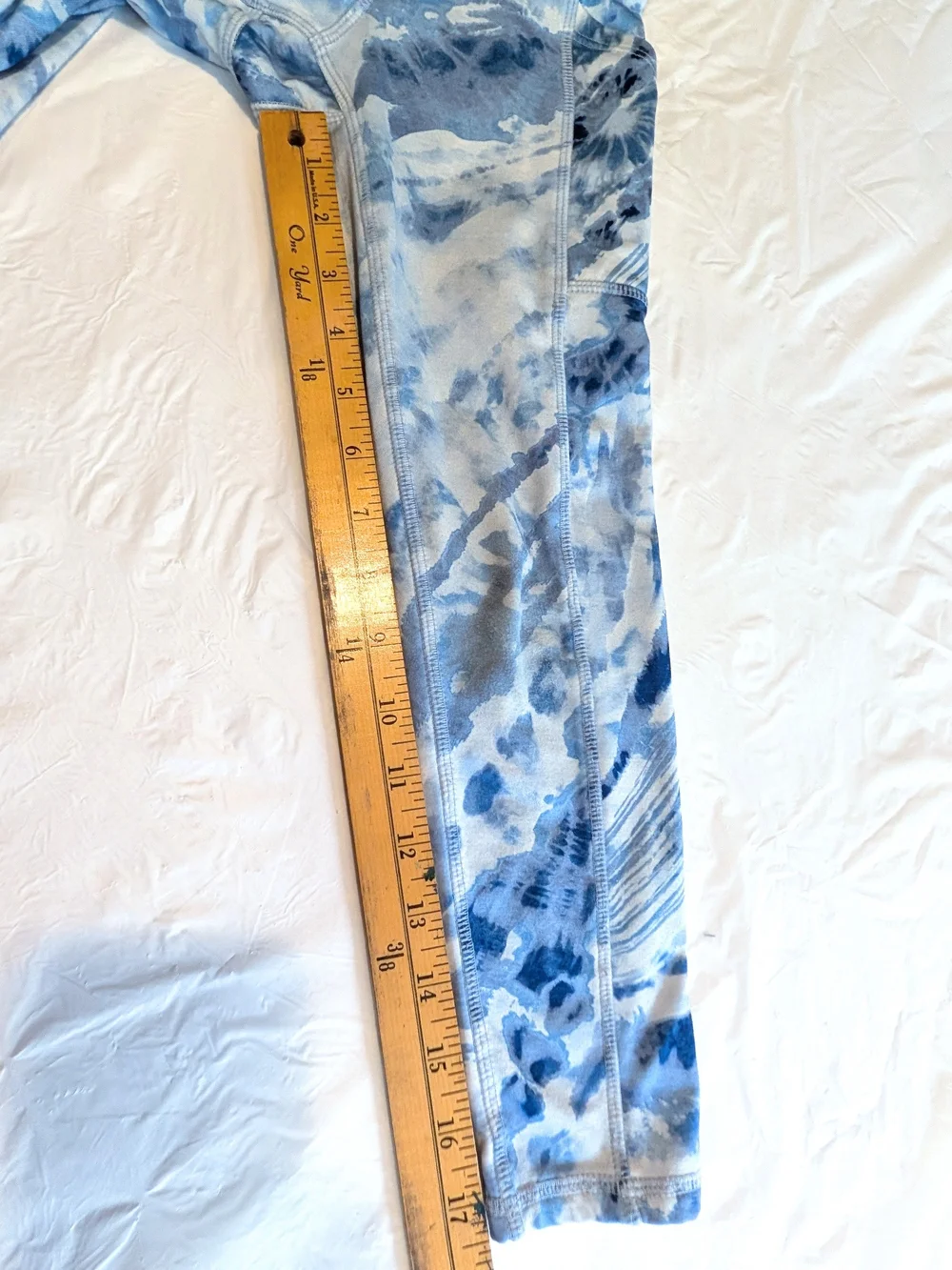 GAP Fit Girl's Size Small 6 / 7 Lagoon Blue & White TIe Dye Leggings READ STAIN